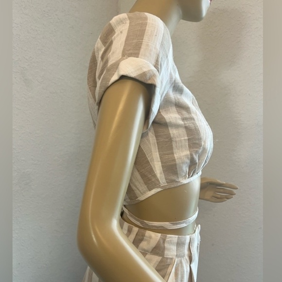 Lioness Women's Fazio Striped T-Shirt Nude Pinstripe, XS - Picture 3 of 8